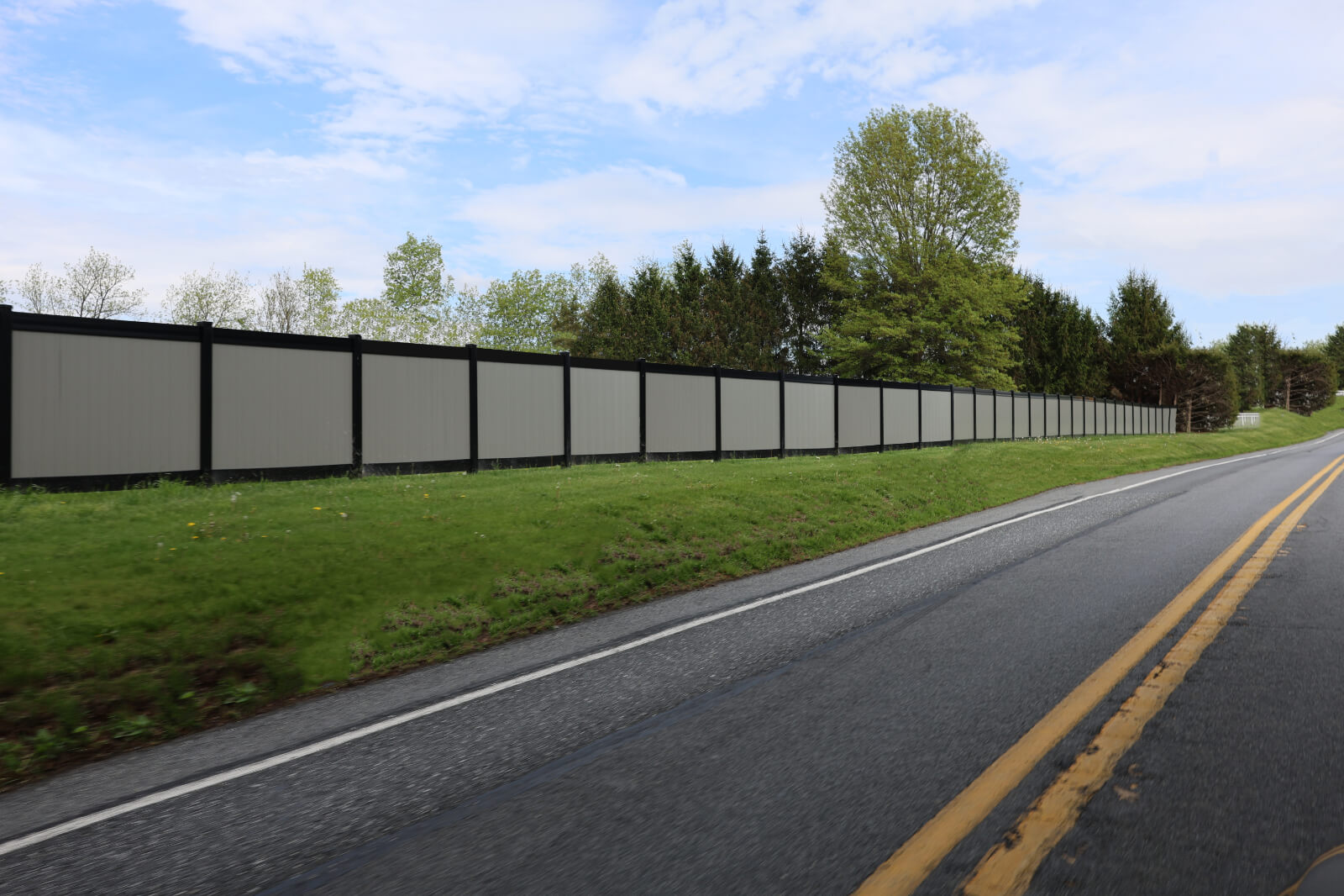 black-slate-privacy-fence-for-sale-myerstown-pa