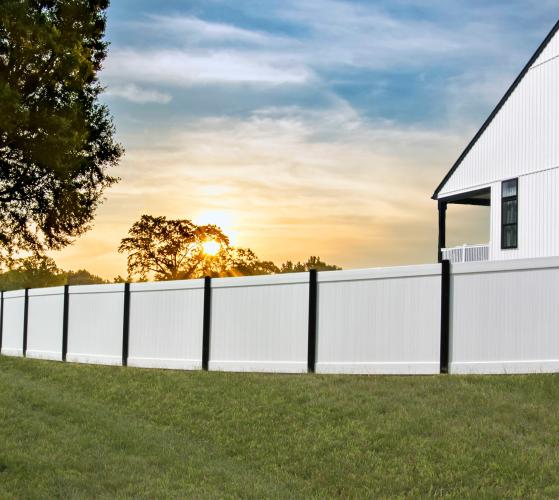 black-white-vinyl-privacy-fence-for-sale
