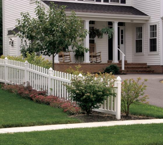 Columbia Straight Vinyl Picket Fence