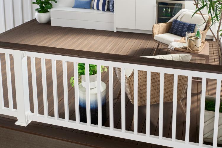 400_series_vinyl_railing_3