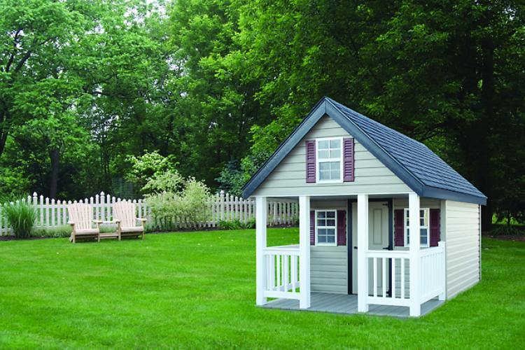 vinyl_sided_elite_playhouse