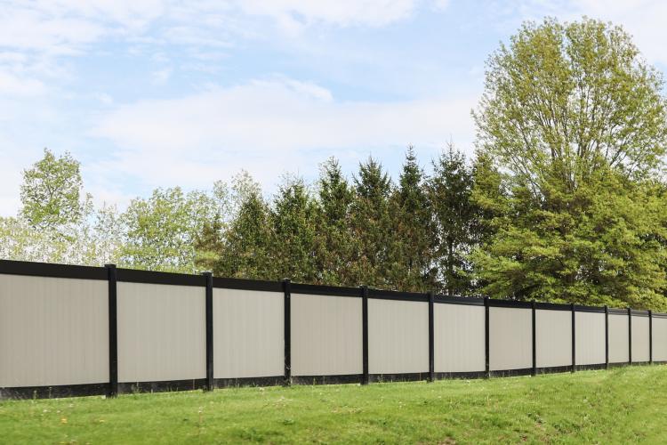 black-slate-vinyl-privacy-fence